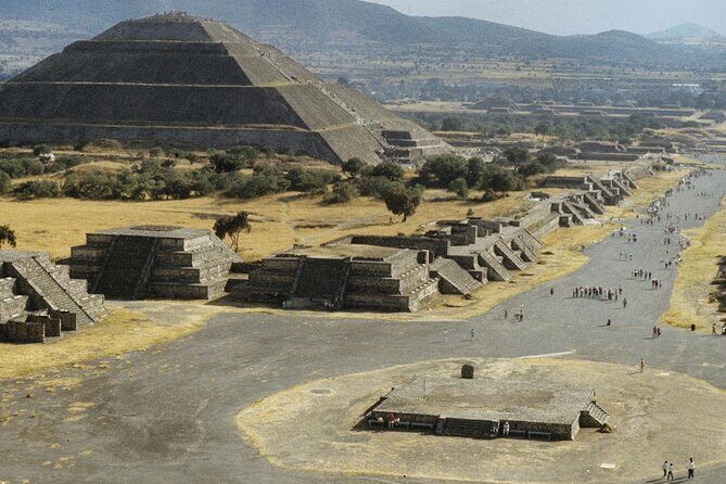 Teotihuacan Ruins and Tlatelolco Guided Tour with Tequila Tasting - Analyzing the Itinerary: What to Expect