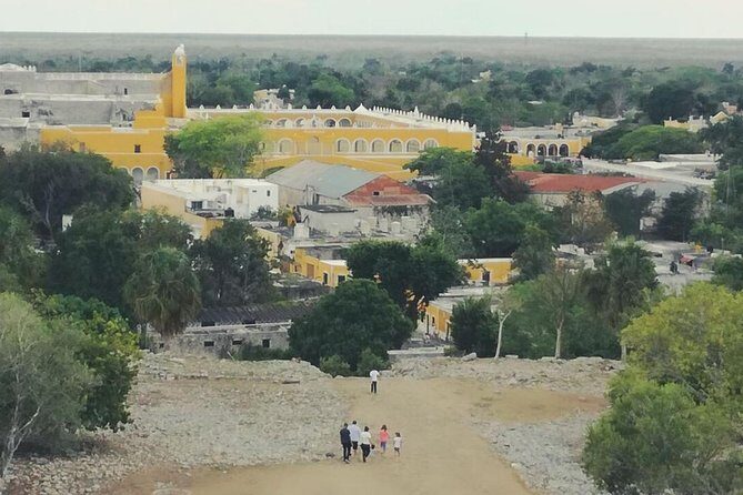 The Best of Izamal Walking Tour - What to Expect: A Walk Through the Heart of Izamal