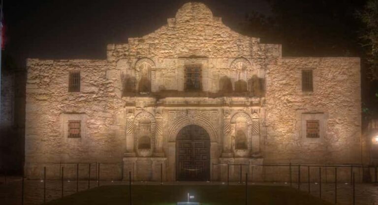 The Ghosts of San Antonio Walking Tour - Who Should Consider This Tour?