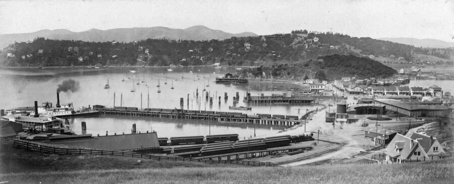 Tiburon: Guided Walking Tour - From the Railroad to Today - How It Feels in Practice