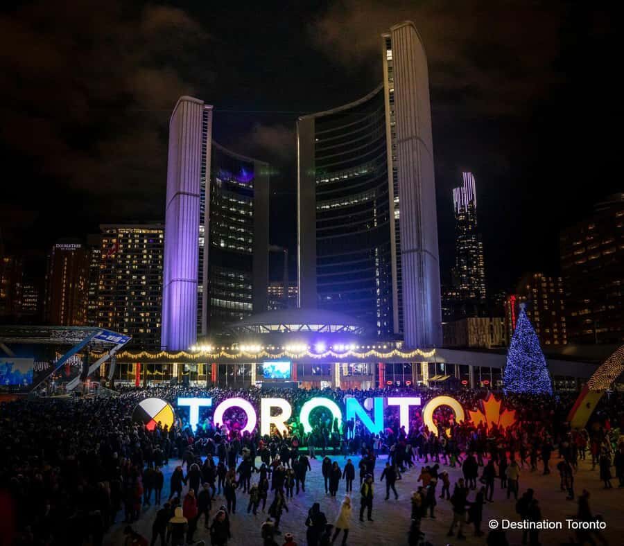 Toronto: Guided City Sightseeing Festive Lights Bus Tour - Who Will Love This Tour?