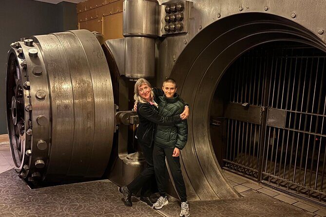 Toronto Highlights Walking Tour with a Local - What Travelers Are Saying