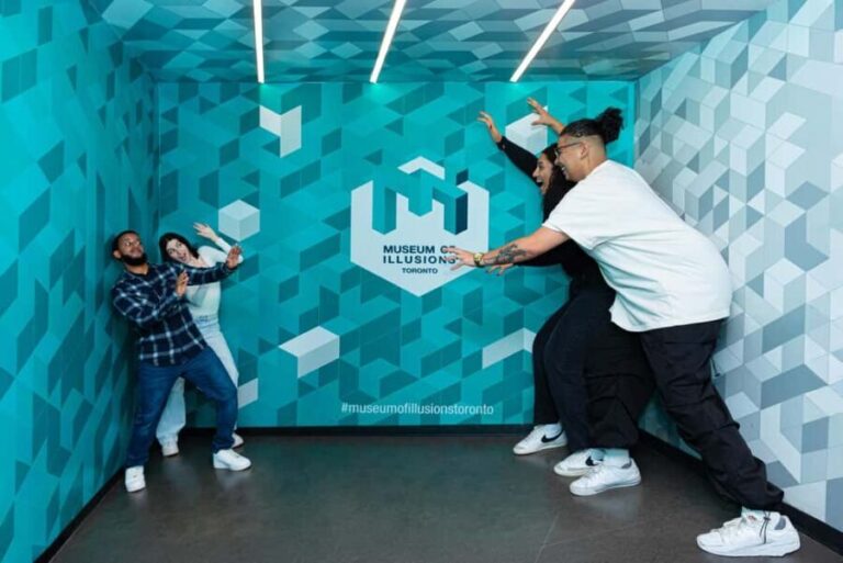 Toronto: Museum of Illusions Entry Ticket - FAQ