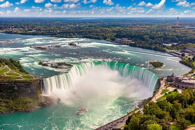 Toronto To Niagara Falls Small Group Custom Tour Upto 6 People - Key Points