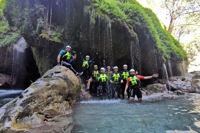 Tour to Matacanes, jumps into the water, rappelling, incredible landscapes - The Value of the Experience