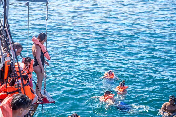 Treasure Hunt Snorkeling in Aguas Claras with Food Included - Analyzing the Value