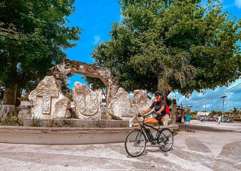 Tulum: Guided Bike Tour of Tulum Ruins, Tacos & Cenote - Visiting the Melipona Maya Bee Foundation: A Natural Wonder