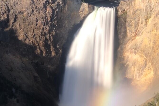 Upper Loop: Lamar Safari from Bozeman | PRIVATE, Burrito + Lunch - What Makes This Tour Stand Out