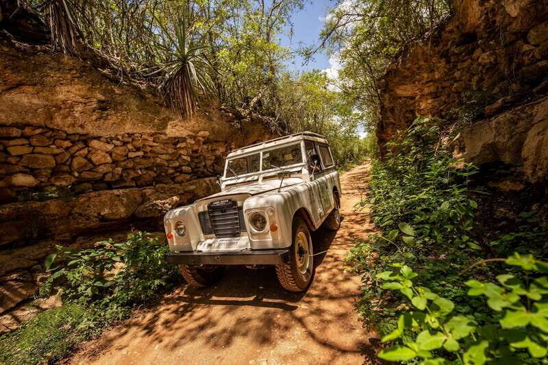 Uxmal: Vintage Land Rover Expedition to Uxmal Cenotes - Exploring the Cenotes: Natural Wonders and Refreshing Breaks