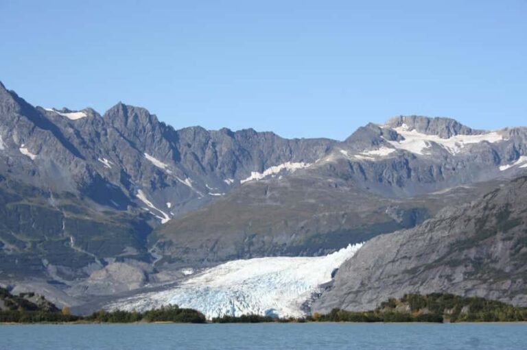 Valdez: Shoup Glacier Kayak Tour with Motor Boat Ride - What You Can Expect: A Day in the Wilderness