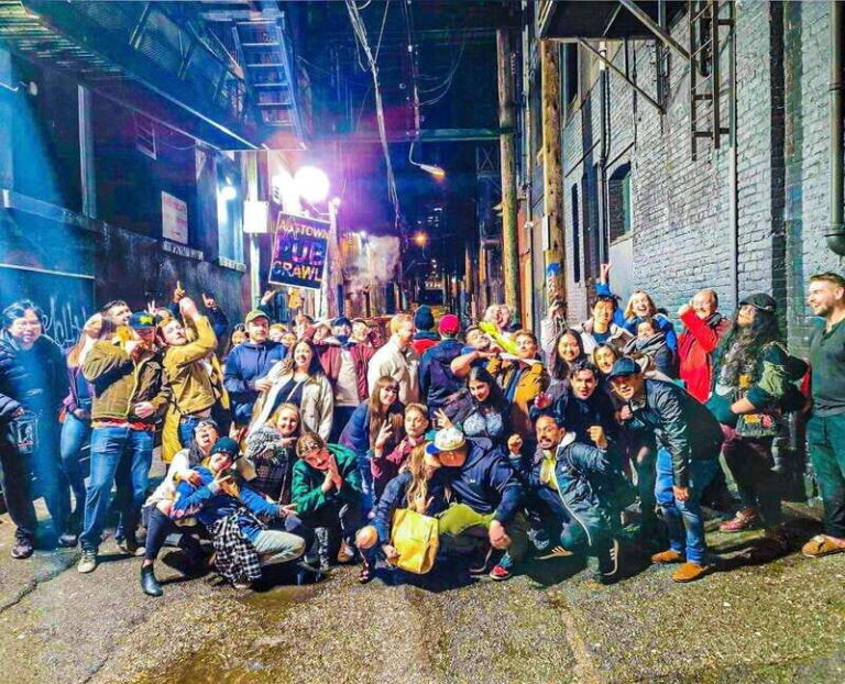 Vancouver: Gastown Pub Crawl - Key Points
