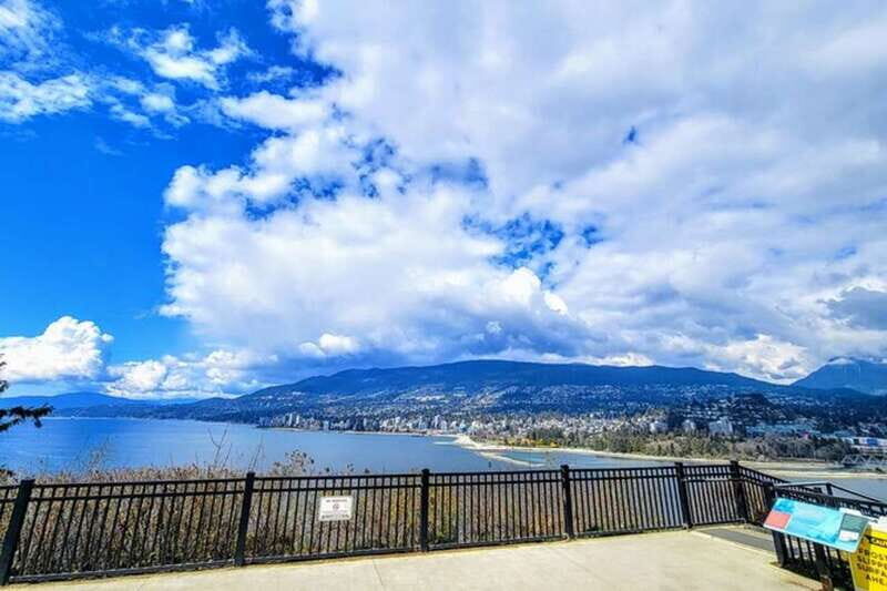 Vancouver: Half Day City Tour Private - The Sum Up