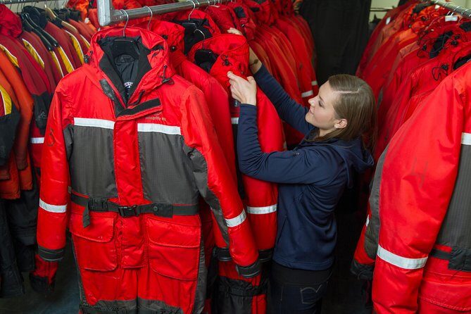 Vancouver Island Zodiac Whale Watching Adventure - Telegraph Cove - Who Is This Tour Best For?