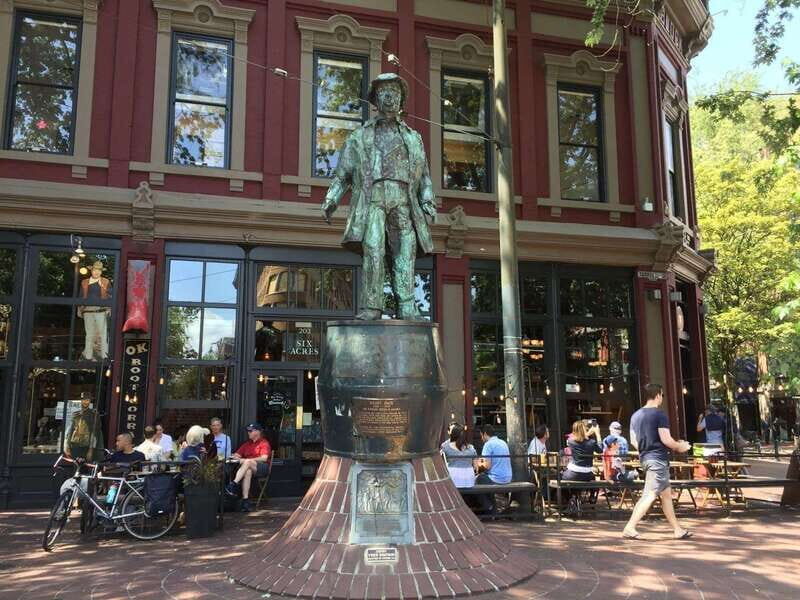 Vancouver: Private Tour to Squamish with Gondola Ride - Exploring Vancouver and the North Shore