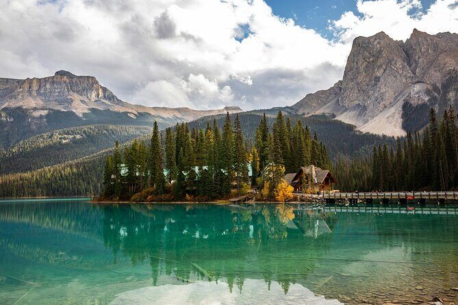 Vancouver to Emerald Lake Road Bus Trip 3 Days - Who Will Love This Tour?