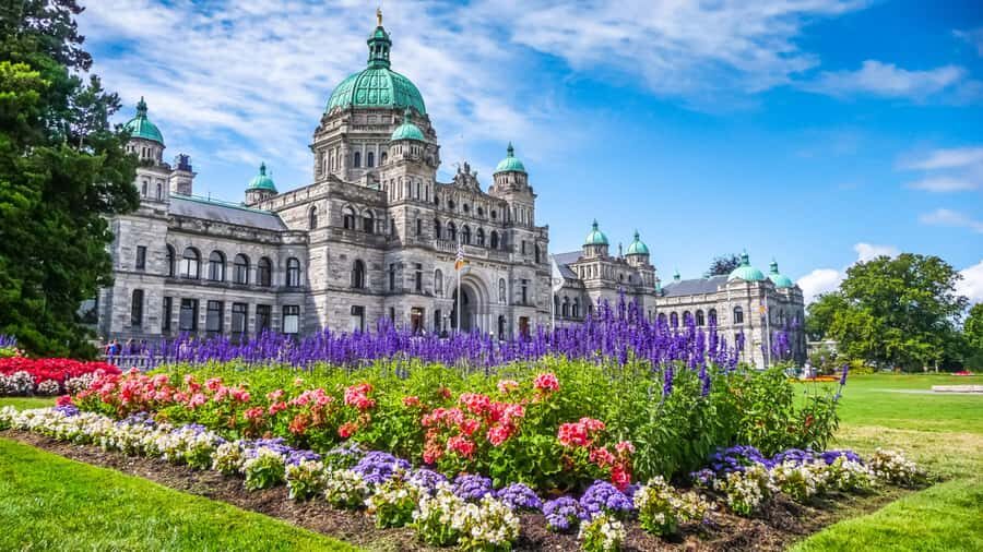 Victoria: Driving Tour w/ Malahat Skywalk & Butchart Gardens - Who Will Love This Tour?