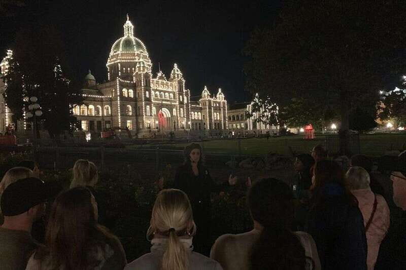 Victoria: Ghost Tour of Old Town and Bastion Square - Key Points