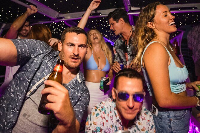 Waikiki Friday Fireworks Party Cruise with Live DJ & Full Bar - Is It Value for Money?