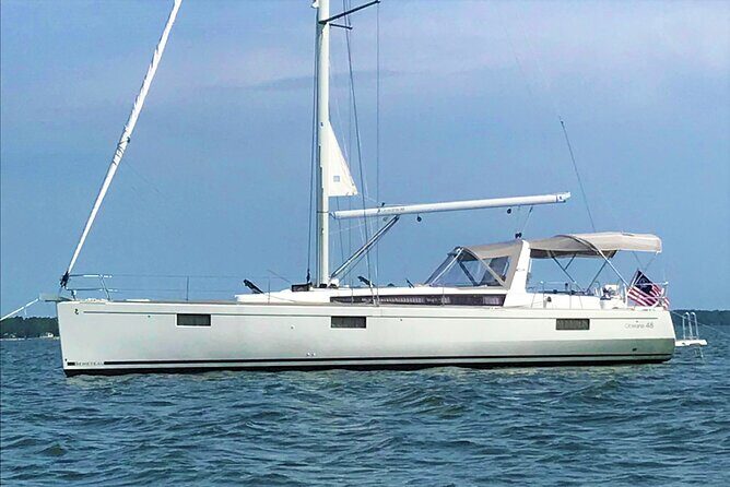 Waikiki Private Sunset Sail Romantic and Private - Discovering Waikiki’s Coastal Beauty