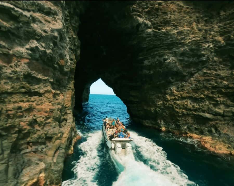 Waimea: N Pali Coast Zodiac Raft Sea Caves + Snorkel - The Zodiac Boat Rides: Wild and Thrilling