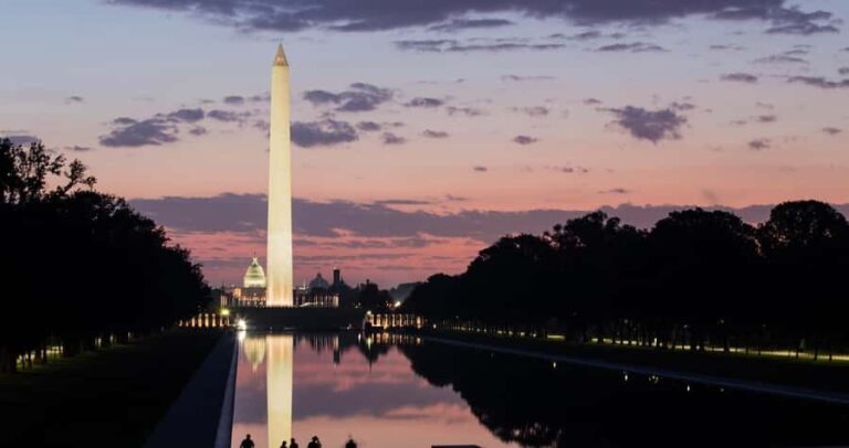 Washington, D.C.: Monuments & Memorials Night Walking Tour - What Makes This Tour Stand Out