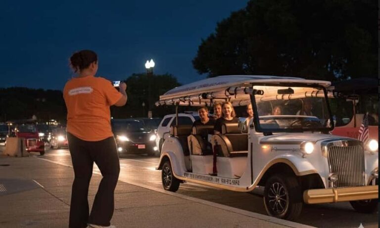 Washington DC: Monuments Moonlight Guided Electric Cart Tour - Exploring Iconic Monuments Under the Night Sky