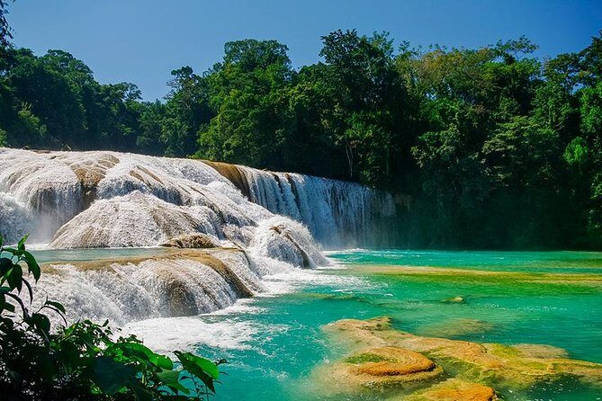 Waterfalls Agua Azul and Misol-ha - Transportation and Group Size