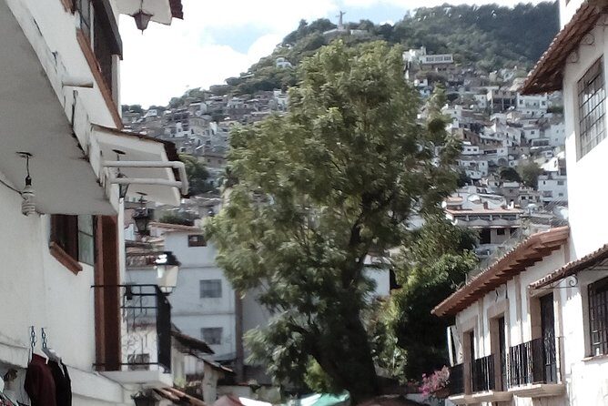 Xochicalco Taxco Cacahuamilpa and Pozas Azules - An In-Depth Look at the Tour Experience
