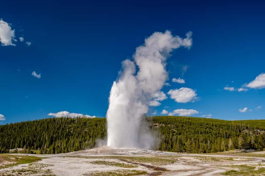 Yellowstone in a Day - Private Grand Loop Tour - Who Should Consider This Tour?