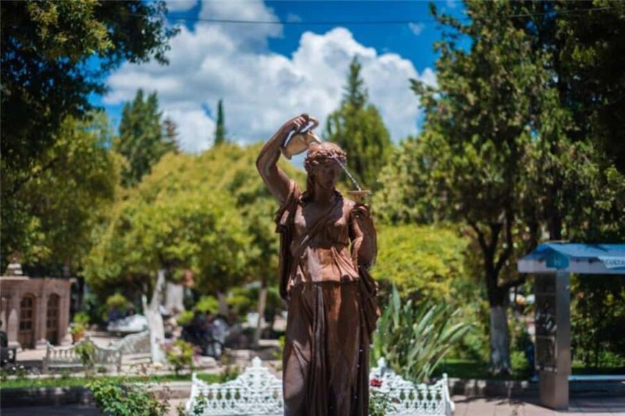 Zacatecas: Archaeology and Poetry Tour - Visiting La Quemada: Ancient Mysteries and Scenic Views