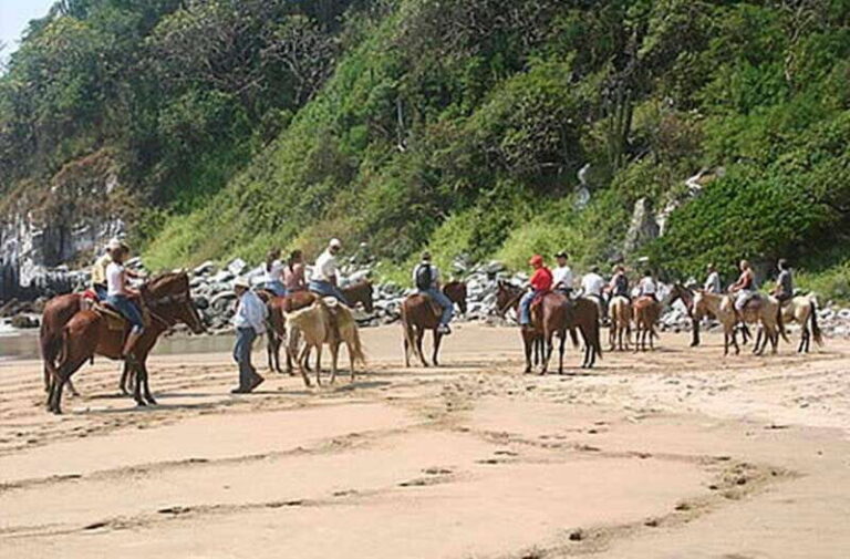 Zihuatanejo: Horseback Riding on the Beach - Authenticity and Value
