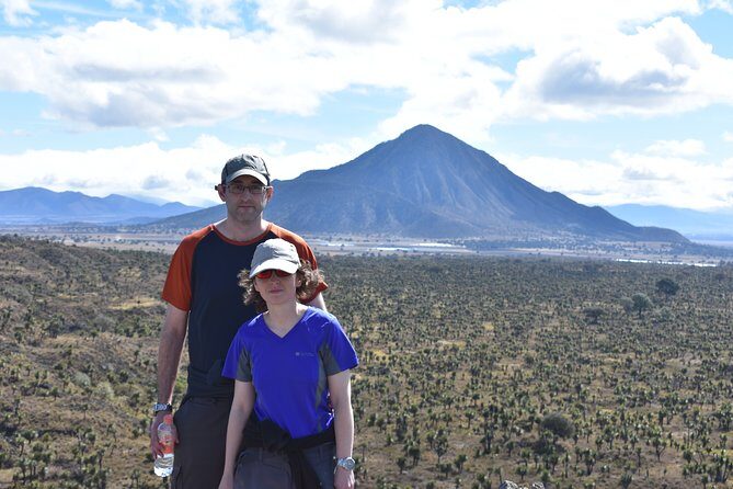 Zona arqueológica de cantona y laguna de alchichica (private) - The Allure of Cantona: A Window into Ancient Mexico