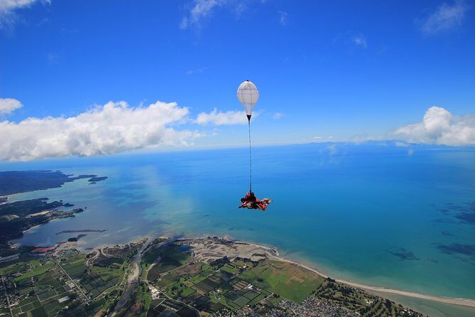 13,000ft Skydive over Abel Tasman with NZ's Most Epic Scenery - What Makes This Tour Special