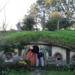 2-Day Hobbiton, Rotorua, Waitomo Caves Tour from Auckland with Accommodation - Transportation and Group Dynamics
