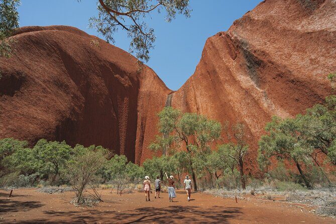 2 Day Uluru Red Centre Rock Tour from Alice Springs to Yulara - What Makes This Tour Stand Out