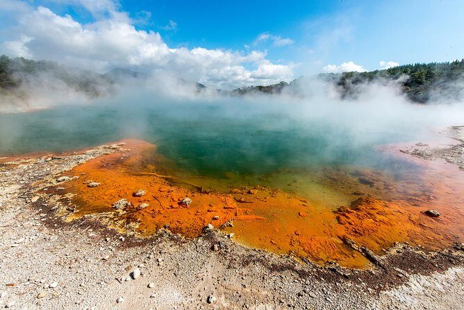 3 Day Waitomo Caves, Hobbiton Movie Set and Rotorua Tour from Auckland - What Travelers Love About This Tour
