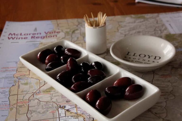 Adelaide: Fork & Grape Safari 4WD Tour - Why Travelers Love This Tour