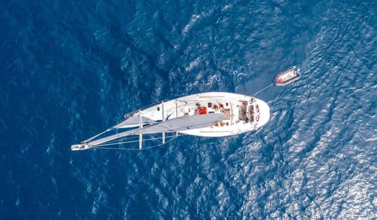 Airlie Beach: Great Barrier Reef 2-Day, 2-Night Sailing Tour - Why This Tour Offers Great Value