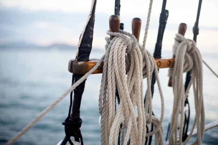 Airlie Beach: Providence Whitsundays Tallship Sunset Sail - Setting Sail on a Classic Tall Ship