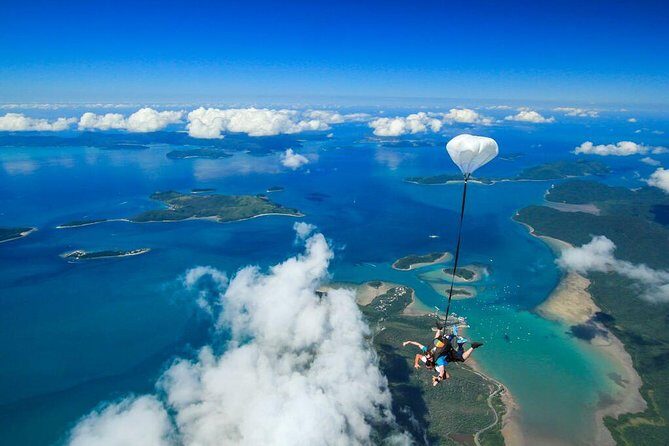 Airlie Beach Tandem Skydive Over the Whitsunday Islands - The Offerings: What’s Included & Optional Extras