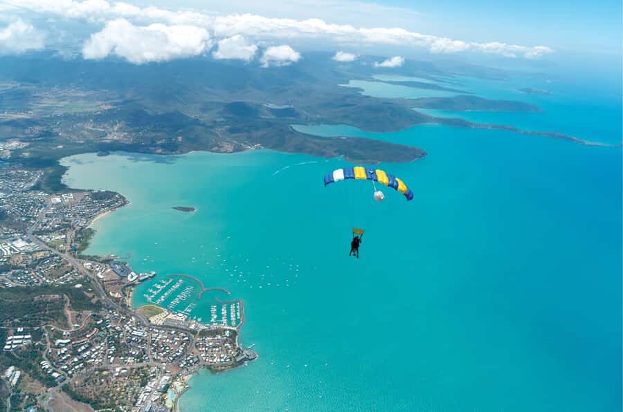 Airlie Beach: Tandem Skydive over the Whitsundays - Who Will Love This Tour?