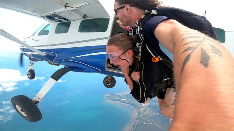 Airlie Beach: Tandem Skydiving Experience with Beach Landing - What You Can Expect: From Ground to Sky and Back Again