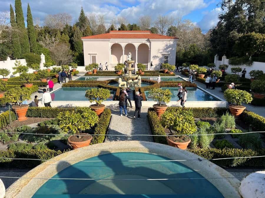 AKL: WAITOMO Glowworm, KIWI Bird, LUNCH & Hamilton Gardens - Analyzing Value and Practicalities