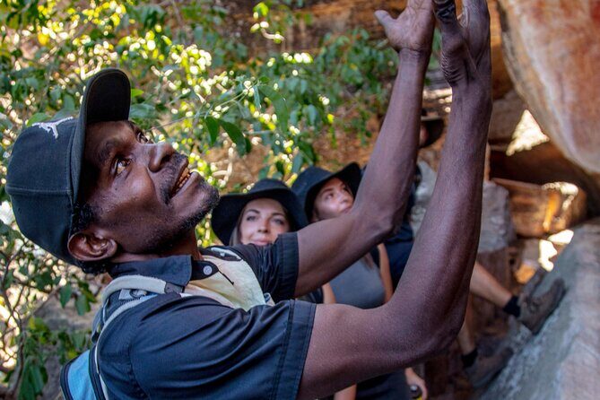 Arnhem Land Yingana Injalak Hill Full Day Tour from Darwin - Authentic Experiences and Feedback from Travelers