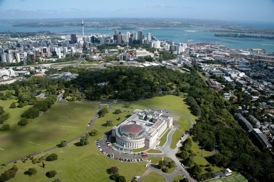 Auckland: Guided Small Group City Discovery Tour - Authentic Insights from Travelers