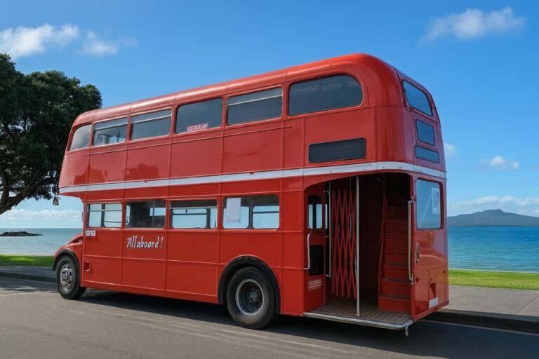 Auckland: Vintage Double-Decker Bus Sightseeing Tour - What Makes This Tour Valuable?