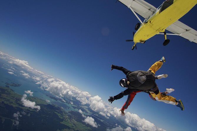 Bay of Islands: 18,000ft Skydive - Key Points: