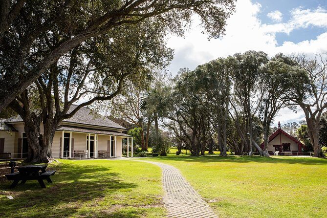 Bay of Islands Heritage Experience from Auckland incl. Waitangi & Russell - Who Will Love This Tour?