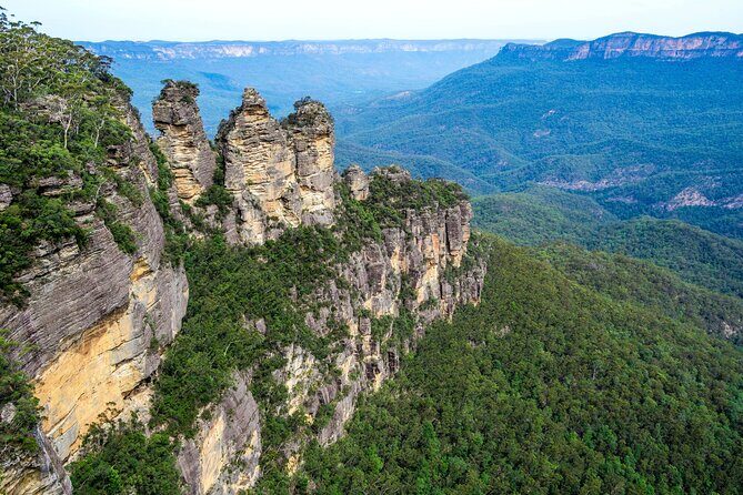 Blue Mountains Day Tour from Sydney - Echo Point Lookout: The Iconic View of the 3 Sisters
