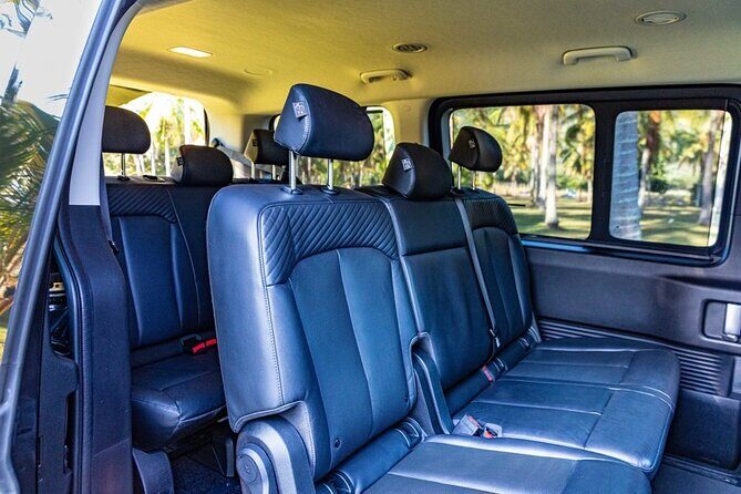 Cairns to Silky Oaks ONE WAY Private Transfer 6 pax - Meeting Points and Flexibility